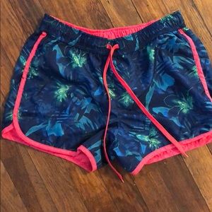 Reversible running shorts